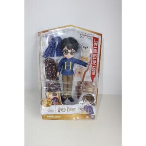 Wizarding World Harry Potter Figure 10 Piece Harry Potter & Pet Hedwig Gift Set